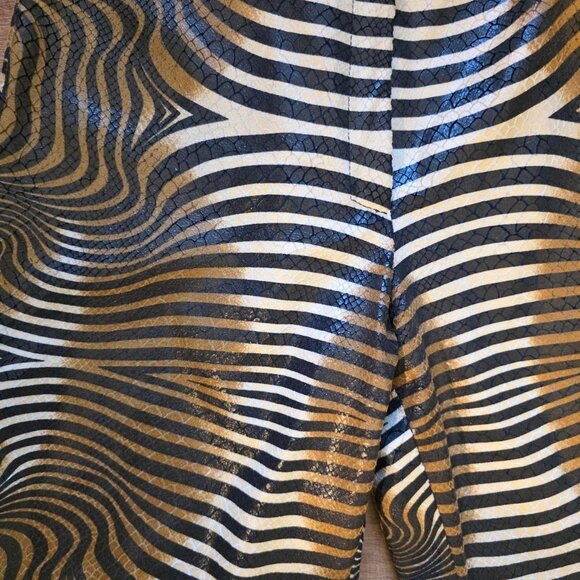 🔥 Viral & Rare Joseph Ribkoff Metallic Zebra Print Pants – Size 6 (US) 🔥 - Picture 4 of 8